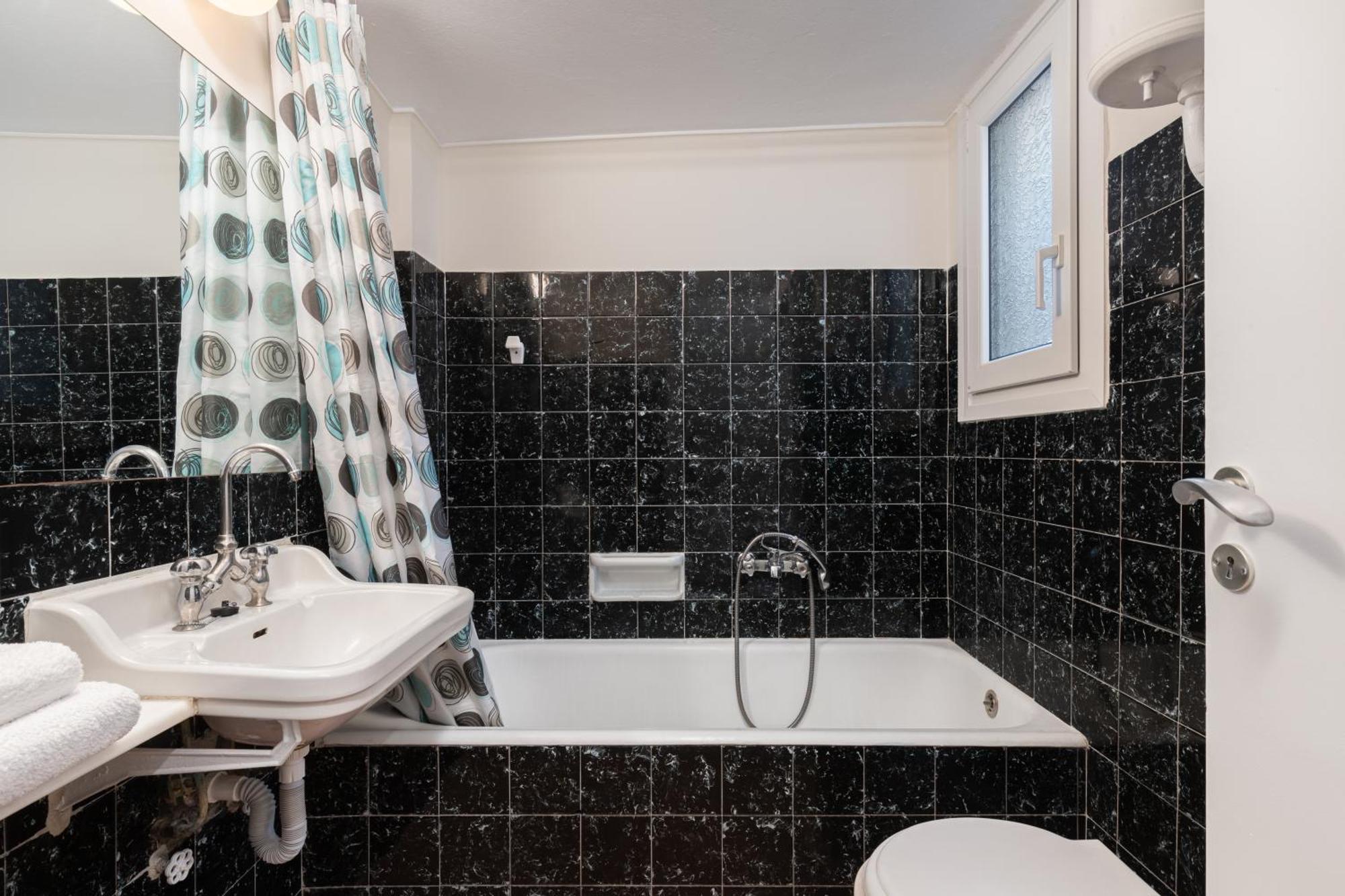 Lovely Apartment In Exarcheia Athen Exterior foto